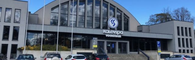 Администрация водного центра Kalev Spa просит управу Таллинна сделать рядом парковку бесплатной