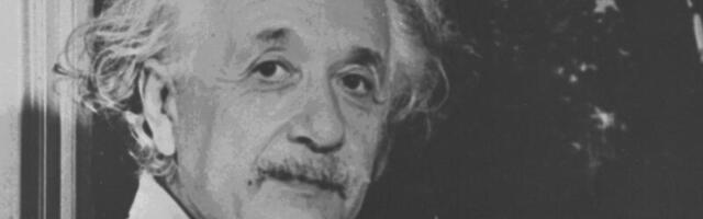 Говорил ли Эйнштейн: „Среди беспорядка найдите простоту; среди раздора найдите гармонию; в трудности найдите возможность“?