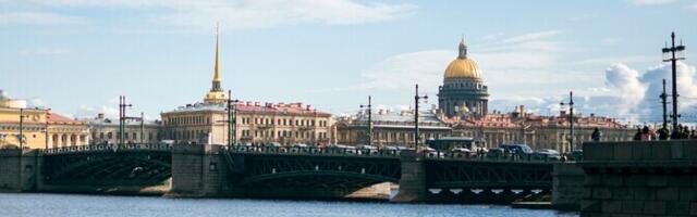 В Санкт-Петербурге задержали около 70 участников "проукраинской секты"