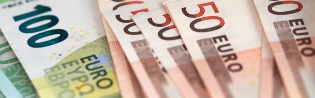Эстония выпустила облигации на сумму €400 млн