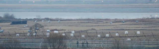Гимнаст сбежал из КНДР прыжком через трёхметровый забор на границе