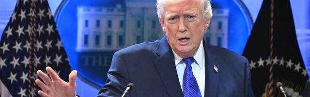 Трамп: пошлины остаются в силе и мы вводим глобальный тариф в размере 10%