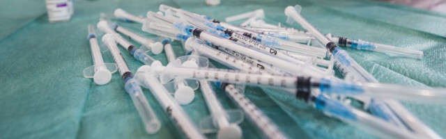 Было зарегистрировано 40 побочных эффектов вакцинации от коронавируса