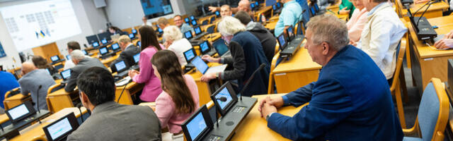 Таллиннское горсобрание не утвердило отмену платы за место в детском саду