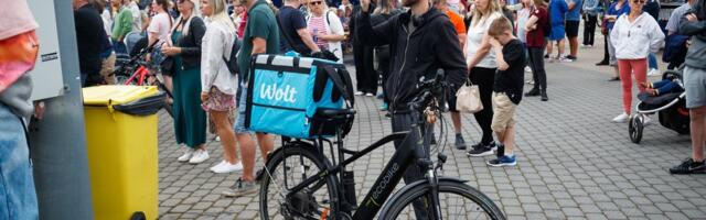 Исследование: более половины эстонцев заказывают еду и товары через приложения