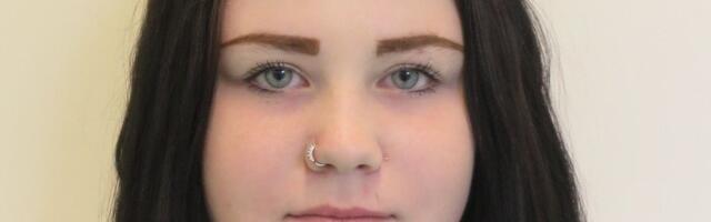 Полиция ищет 15-летнюю девушку
