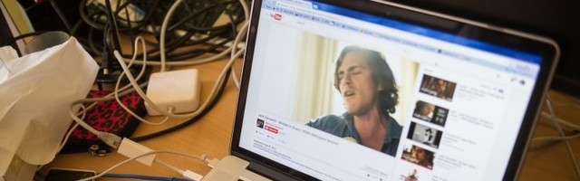 Google может ввести налог для создателей роликов на YouTube