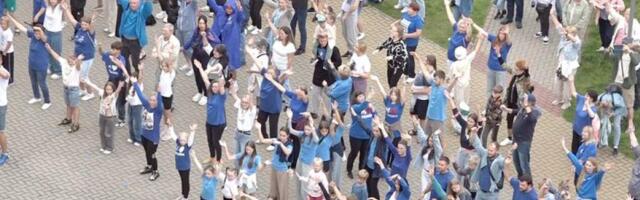 Жители Висагинаса отметили 50-летие города, зафиксировав это в Книге рекордов Литвы