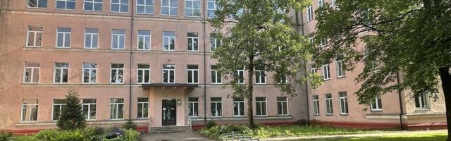 Репетиторы и курсы после уроков: так теперь нарвские ученики осваивают школьную программу 