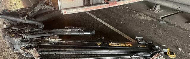 В волости Йыэляхтме автокран врезался в виадук