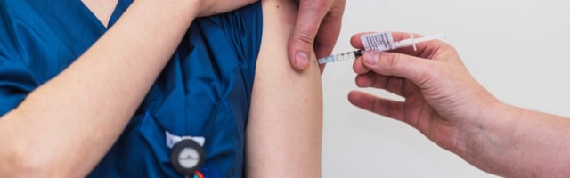 Израильские ученые: двойная доза вакцины Pfizer защищает от коронавируса на 95%