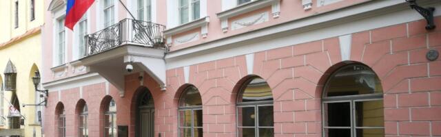 Посольство России в Эстонии выразило возмущение по поводу осквернения памяти воинов-освободителей в городе Кохтла-Ярве