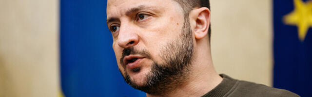 Журналист о скандале: Зеленский не смог, не захотел или не сумел усмирить "аппетиты" друзей