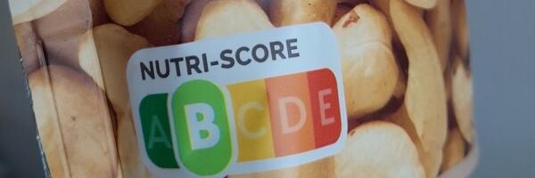 О чем пишет пресса: щедрые доплаты заместителям госсекретарей, маркировка полезности продуктов