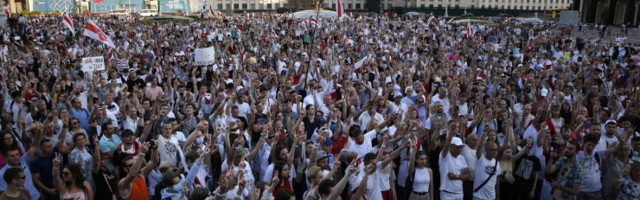 ОНЛАЙН-БЛОГ | ВИДЕО: Лукашенко допустил проведение новых президентских выборов. В ЦИК отказались пересматривать итоги