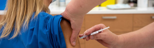 В Эстонии зафиксированы тысячи случаев побочных явлений от вакцин