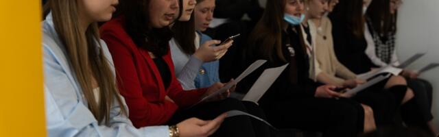 Таллинн в новом учебном году разрешит 20 школам продолжить обучение на русском языке