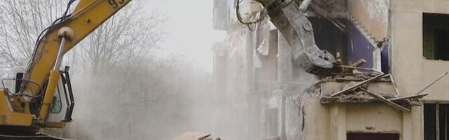 В Кохтла-Ярве снесут заброшенное общежитие: на его месте построят отель и детский центр