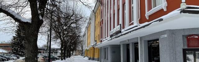 Уборка снега в Нарве: городские службы круглосуточно мониторят ситуацию, уверяют власти