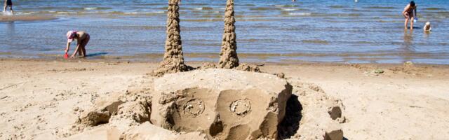 Куда пойти в Нарве и Нарва-Йыэсуу: конкурс песчаных фигур, бачата, концерт на крыше