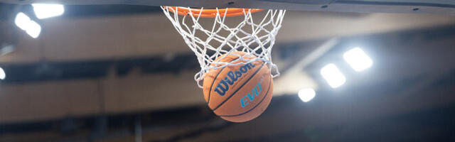 В Валгаском спорткомплексе возник конфликт между баскетболистом и тренером