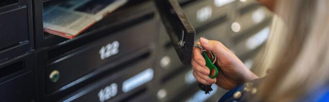 „Несколько вздохов — и летальный исход“. Жителей Эстонии пугают сообщениями о ядовитых духах в почтовых ящиках