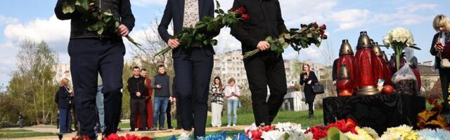 ГАЛЕРЕЯ | „Здесь разрывается сердце“. Кая Каллас посетила Бучу и Бородянку