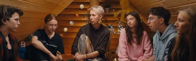 "В школе отношение к украинцам не очень хорошее. Эстонцы забегали и кричали: "Россия — класс“. Вышел выпуск о подростках в эмиграции