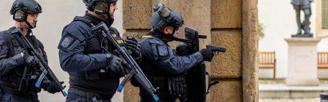 Во время учений спецназ по ошибке ворвался не в ту школу