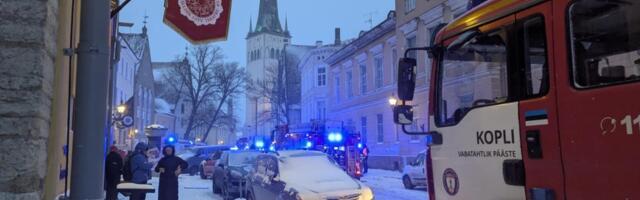 В Старом городе Таллинна загорелся ресторан