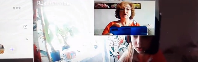 ВИДЕО: Смотрите, как преподаватели Нарвской музыкальной школы дистанционно занимаются со своими воспитанниками