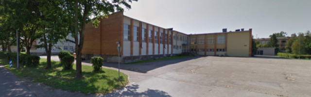 В Кохтла-Ярве хотят снести амортизированное здание эстонской школы