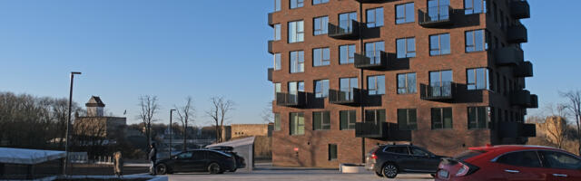 ВИДЕО | В Нарве построен первый многоквартирный дом нового века: заглянем в квартиры