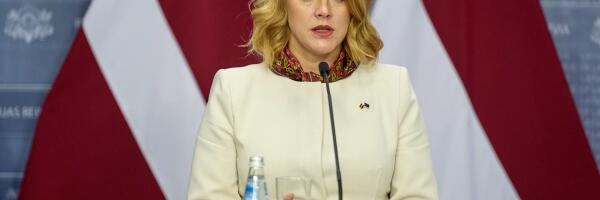 Силиня уклочниво отвечает на вопрос о будущем коалиции после принятия бюджета