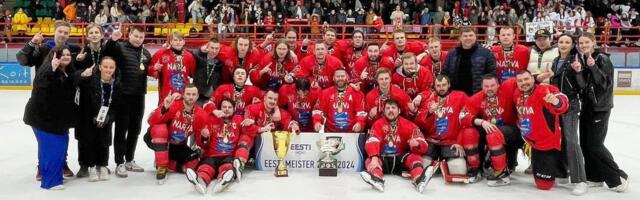 Нарвская команда стала чемпионом Эстонии по хоккею и в новом сезоне сыграет в Континентальном кубке 