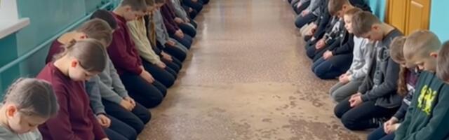 Правда ли, что на этом видео показана минута молчания в одной из украинских школ?