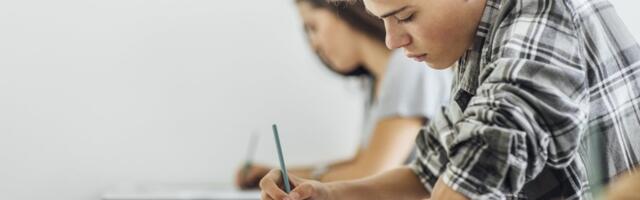 ВОПРОС ЧИТАТЕЛЯ | Касается ли украинских подростков в Эстонии обязательное обучение до 18 лет?