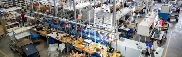 Экспорт и импорт растут, но доля товаров эстонского производства снизилась