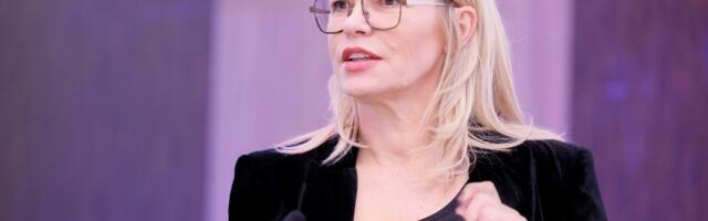 Жертву мошеннической схемы принуждают лгать нотариусу. „После подписания обратного пути уже нет“