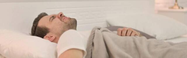 Как правильно спать при болях в спине: позы, рекомендации