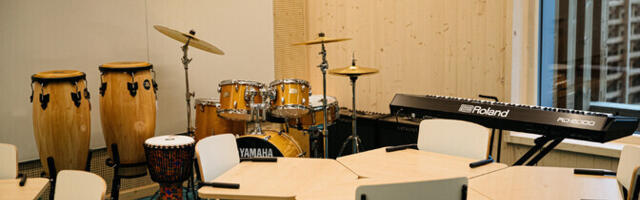 Таллинн обещает найти решения для смягчения роста цен на образование по интересам