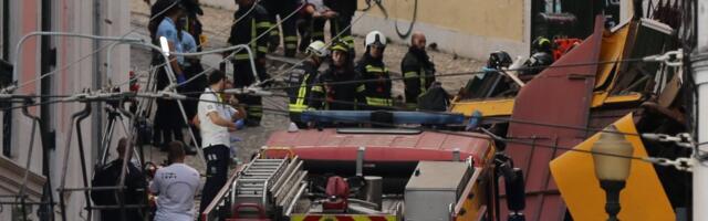 В Лиссабоне при аварии популярного среди туристов фуникулера погибли 15 человек