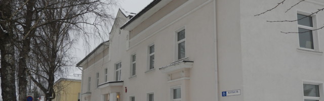 Бюро Яны Тоом открылось в Нарве и приглашает на консультации