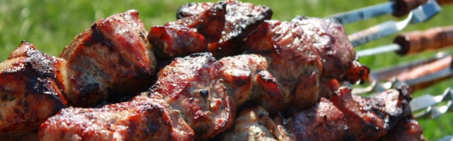 Онколог предупредила о вреде шашлыка