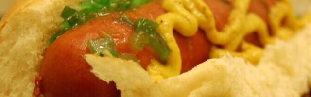 Молодежь от 18 до 21 года особенно уязвима к перееданию из-за ультраобработанной пищи