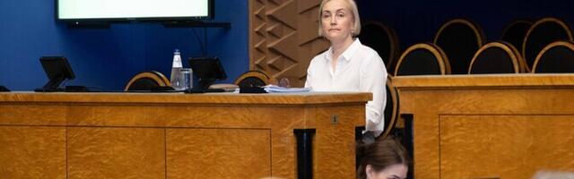 Isamaa, центристы и EKRE инициировали вотум недоверия министру образования Кристине Каллас