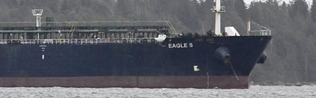 Обрыв кабелей: в Финляндии судят капитана танкера Eagle S