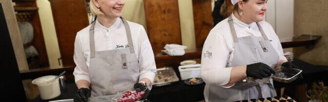 На президентском приеме для гостей приготовили 15 000 закусок