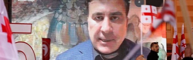 В Грузии создали движение за «мирное возвращение» Саакашвили