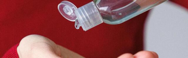 СМИ: ЕС рассматривает запрет антисептиков для рук